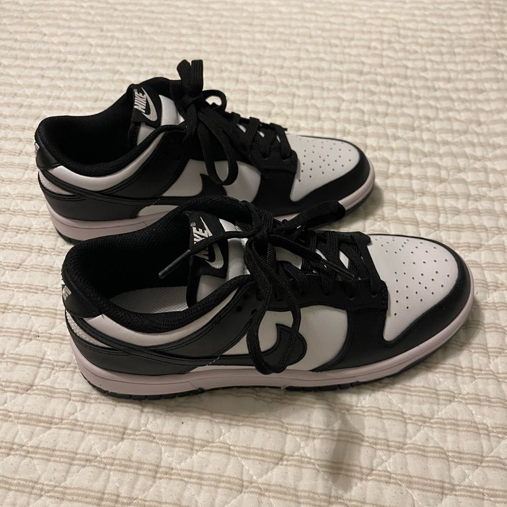 Nike Women’s Classic Black and White Sneakers - Picture 2 of 4